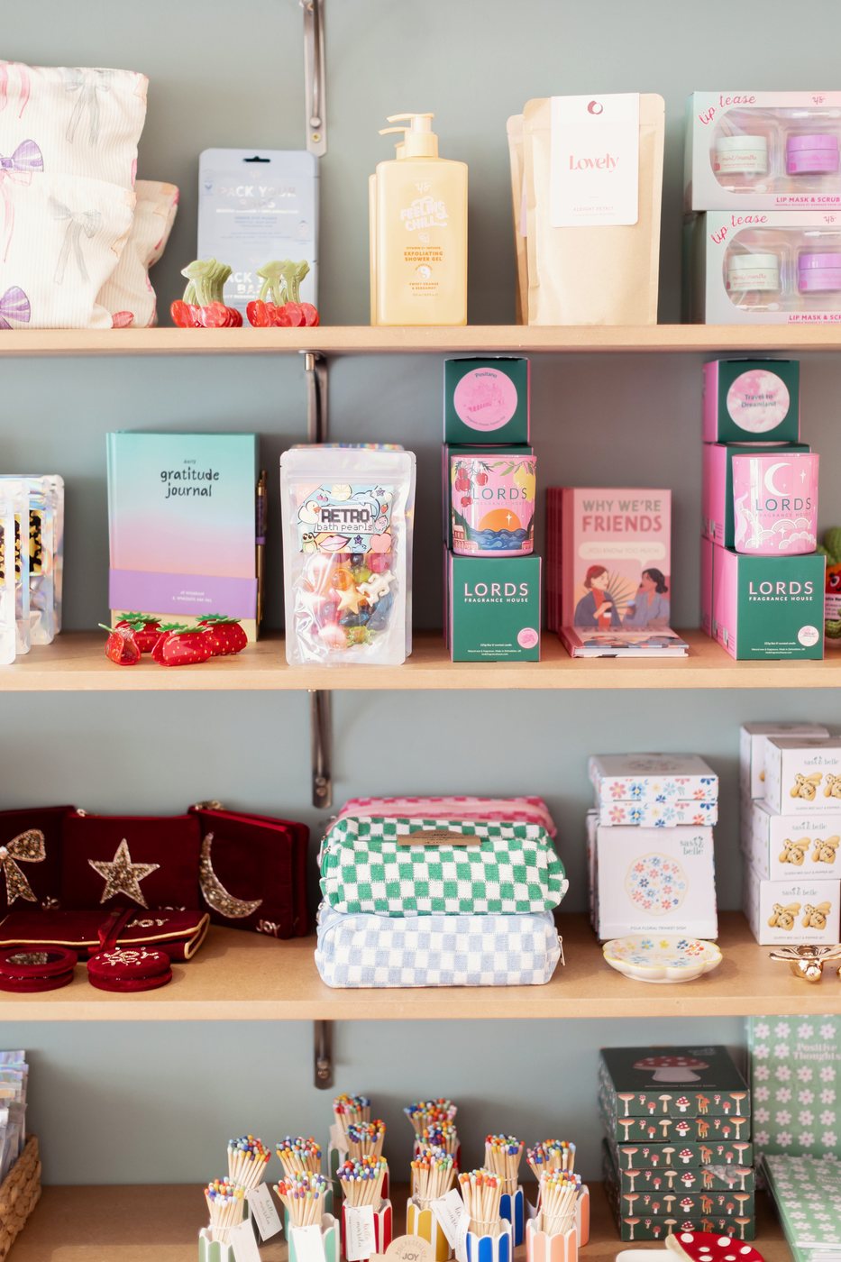 Colourful Pocketful of Joy shelf details